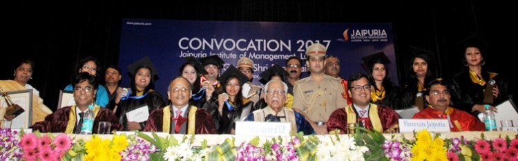 convocation ceremony at jaipuria institute