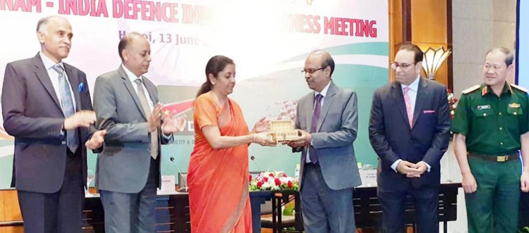 nirmala sitharaman handing over the symbolic key to the cmd bel