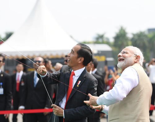 pm narendra modi and indonesia president joko widodo