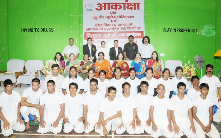 akanksa will teach girls judo-karate