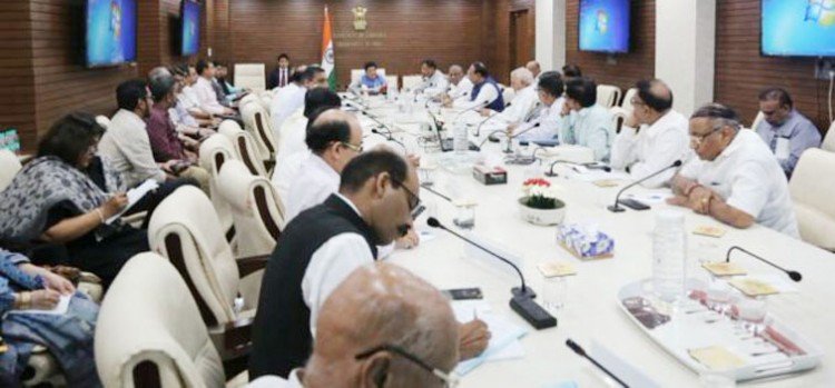small and retail merchants meeting piyush goyal