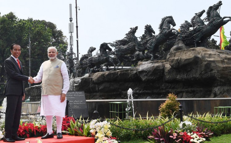 president of indonesia joko widodo and pm narendra modi