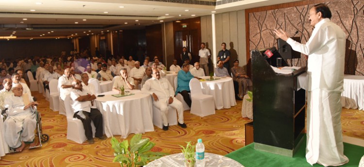 vice president m. venkaiah naidu addressing