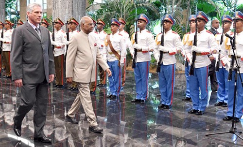 welcome ceremony at revolution palace in cuba