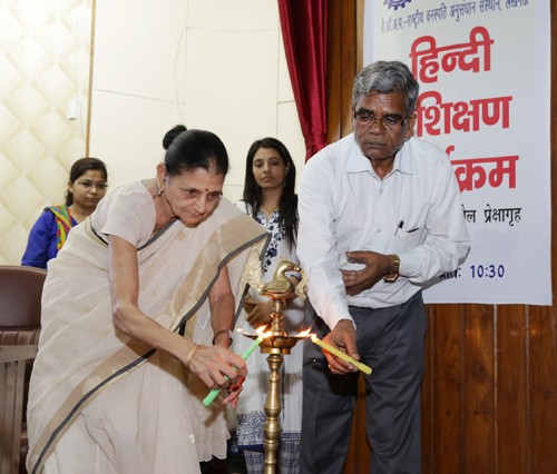 csir, hindi training program