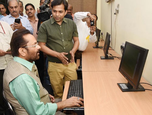 mukhtar abbas naqvi