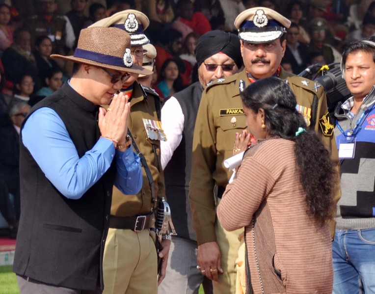 गृह राज्यमंत्री ने किया सम्मानित