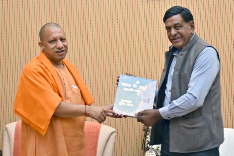 योगी से मिले मॉरीशस के उच्चायुक्त