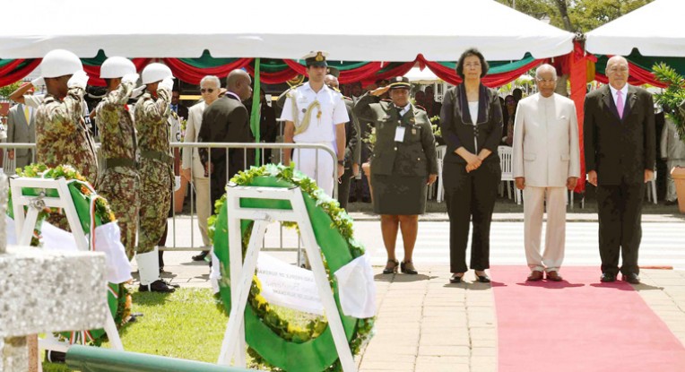 फॉरेन हीरोज स्मारक पर श्रद्धासुमन अर्पित
