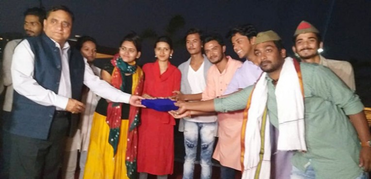 पुलिस स्मृति दिवस पर लघु नाटिका मंचन