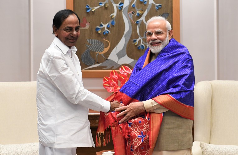 तेलंगाना के मुख्यमंत्री मोदी से मिले