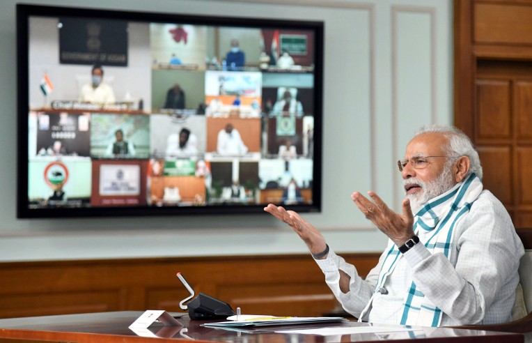 प्रधानमंत्री संग वीडियो कॉन्फ्रेंस