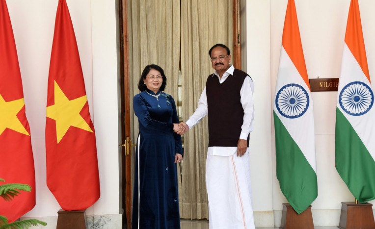 वियतनाम की उपराष्ट्रपति से की भेंट