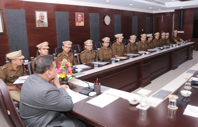 डीजीपी से मिले प्रशिक्षु आईपीएस