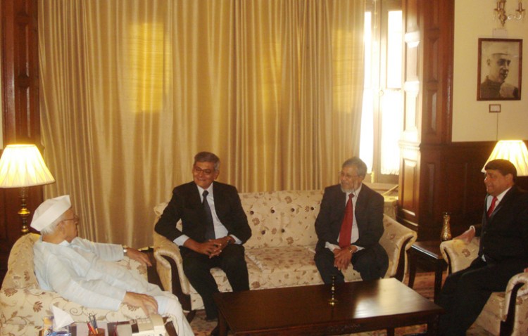 राज्यपाल और न्यायमूर्तिगण governor and judges